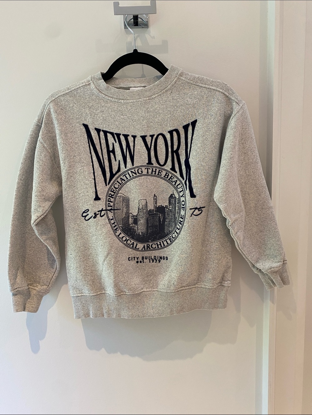 Zara Gray New York Graphic Crewneck Sweatshirt